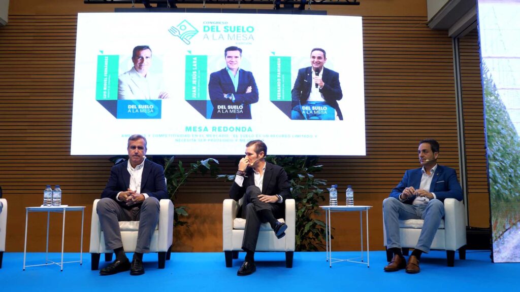 Congreso “Del suelo a la mesa” en el Palacio de Congresos de Roquetas de Mar
